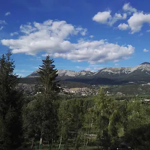 https://gite-de-champflorin.fr-provencehotel.com
